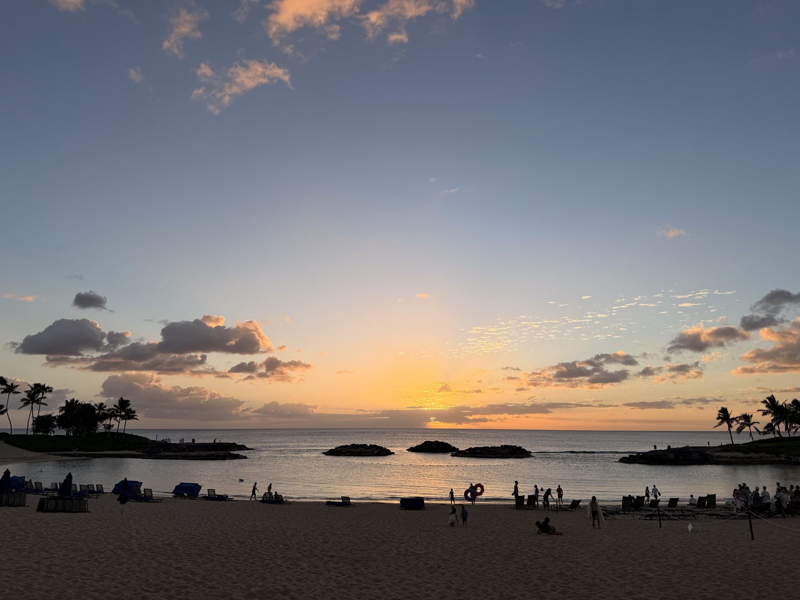 ラグーンに沈む夕日