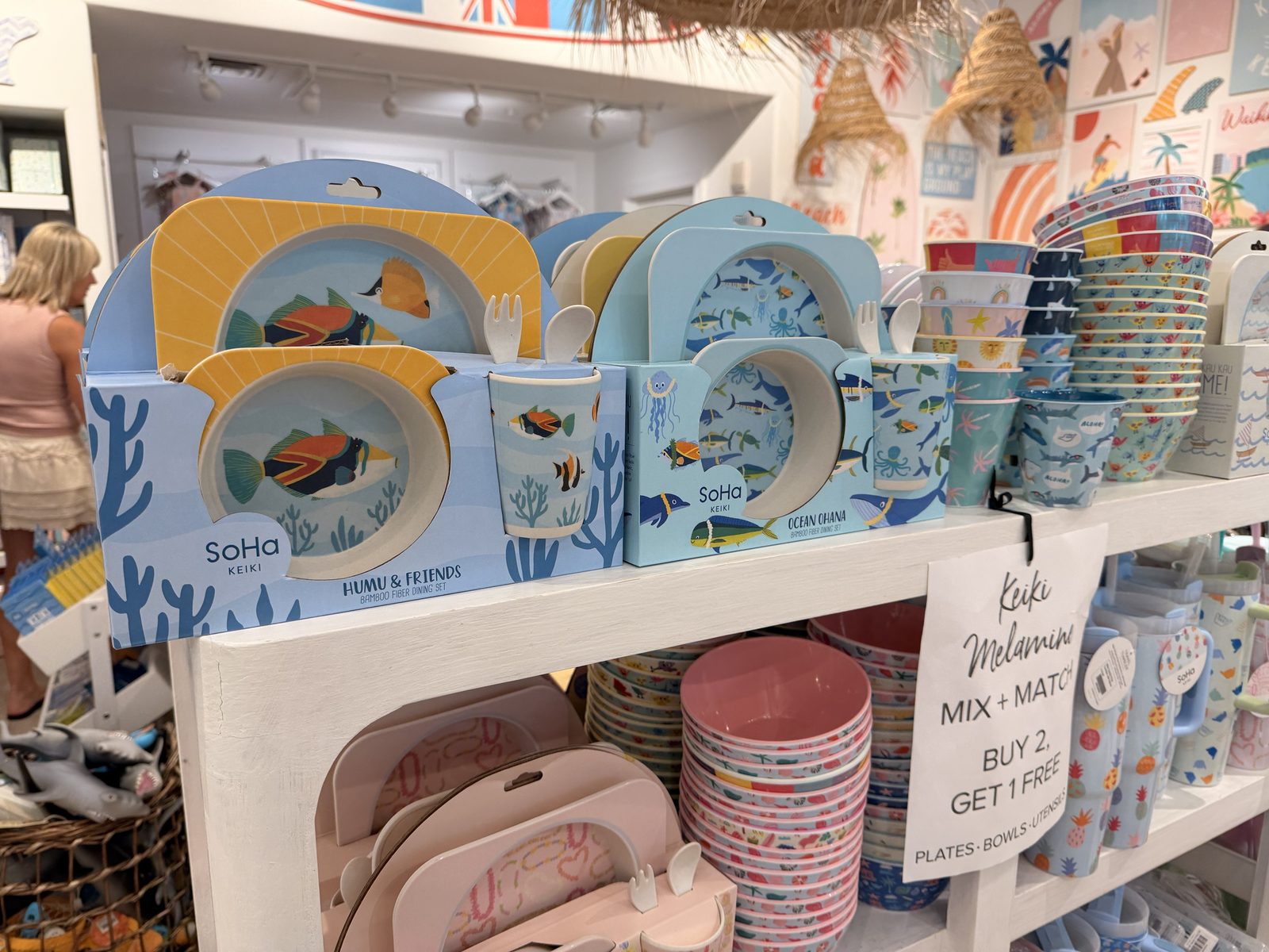SoHa KEIKIの食器セット。右がOCEAN OHANA